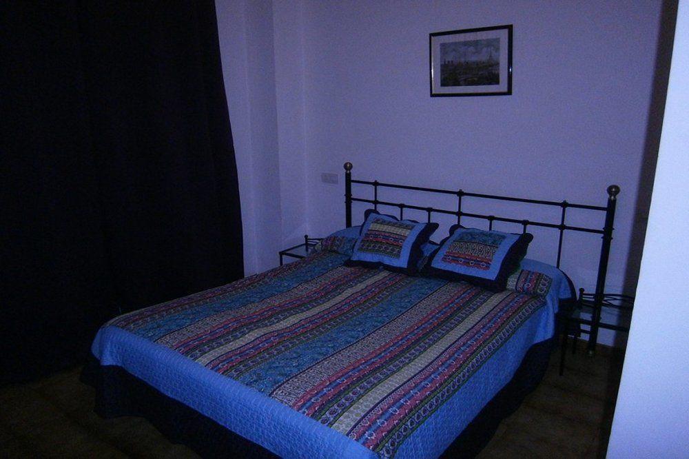 Hostal Don Pepe Фигерас Экстерьер фото