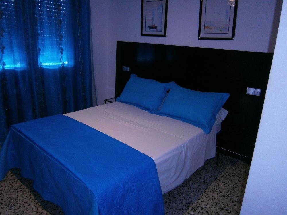 Hostal Don Pepe Фигерас Экстерьер фото